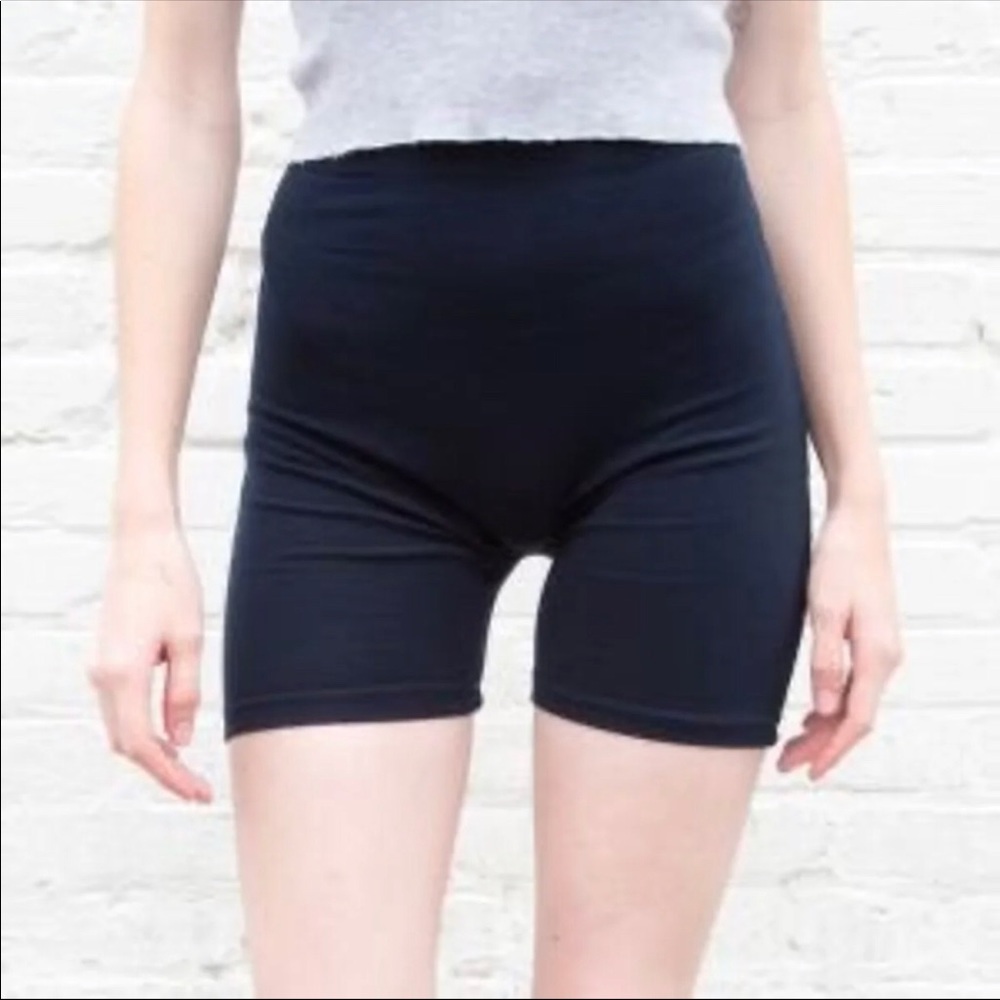 Brandy Melville griffin shorts